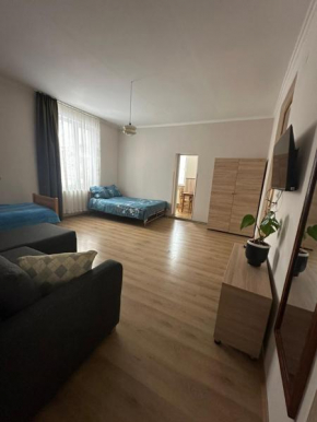 Tuz House R7